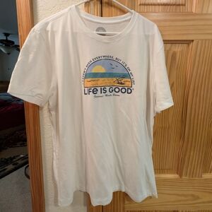 Life Is Good cool tee